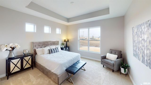 1719 S 5TH Street, Eldridge, IA 52748