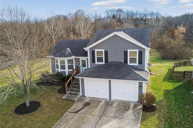 8411 NE 115th Street, Kansas City, MO 64157