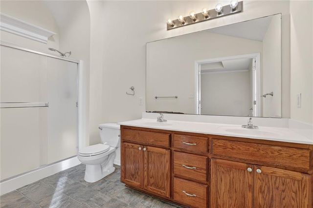 8411 NE 115th Street, Kansas City, MO 64157