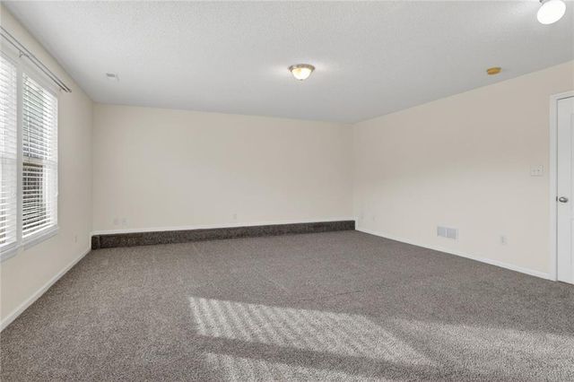 8411 NE 115th Street, Kansas City, MO 64157