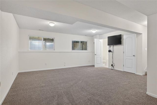 8411 NE 115th Street, Kansas City, MO 64157