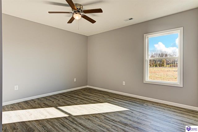 158B Shirley Boulevard, Vine Grove, KY 40175