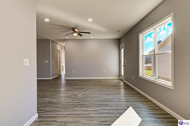 158B Shirley Boulevard, Vine Grove, KY 40175