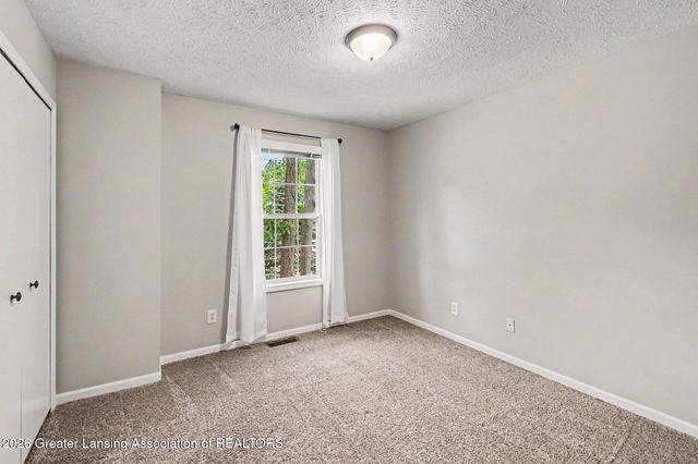 13813 G K Drive, Bath, MI 48808