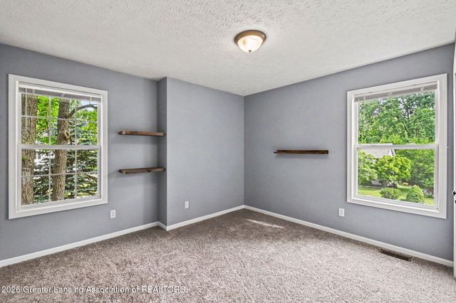 13813 G K Drive, Bath, MI 48808