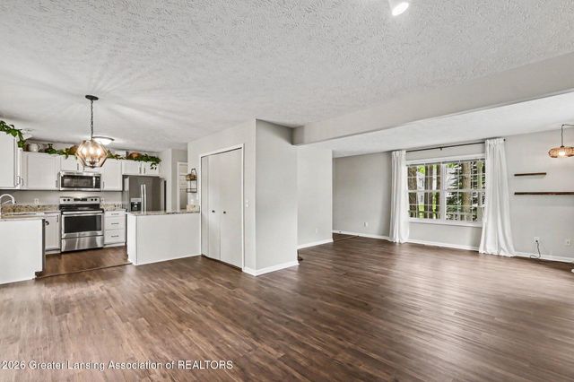 13813 G K Drive, Bath, MI 48808