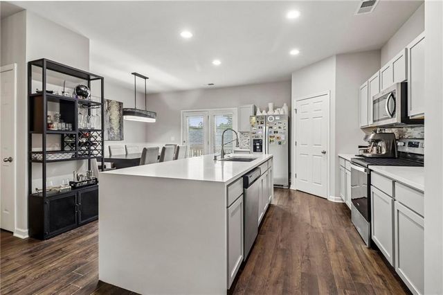 6253 Rockaway Road, Atlanta, GA 30349