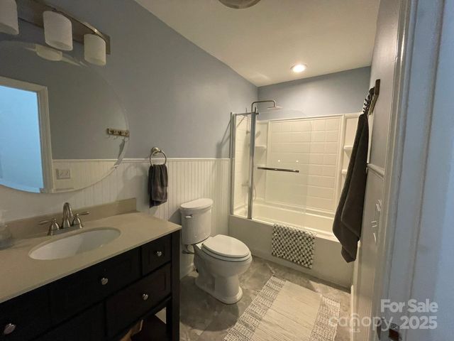 5434 Beckhaven Lane, Charlotte, NC 28216