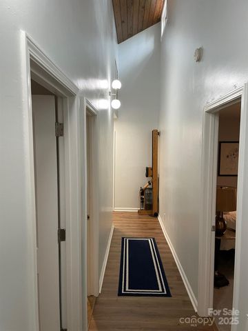 5434 Beckhaven Lane, Charlotte, NC 28216