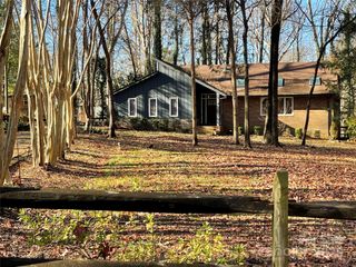 5434 Beckhaven Lane, Charlotte, NC 28216