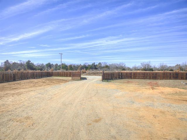 3909 S Jardot Road, Stillwater, OK 74074