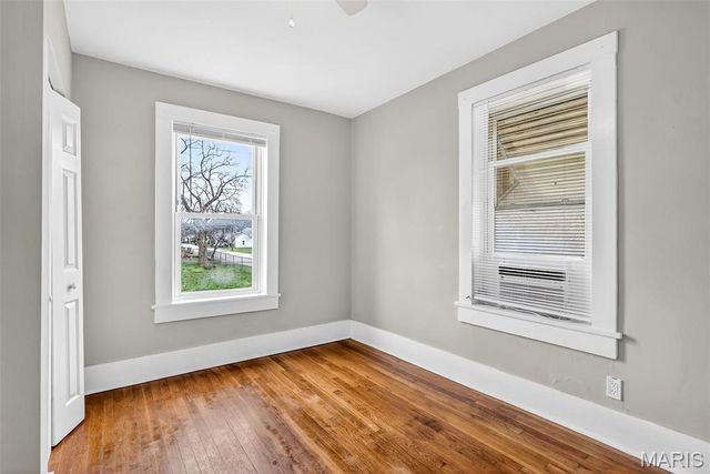 918 Elm Street, De Soto, MO 63020