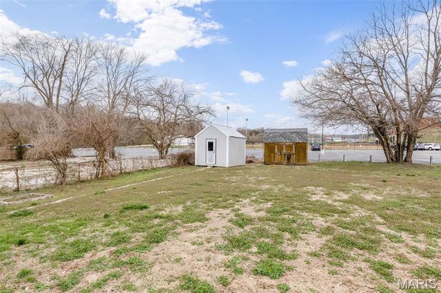 918 Elm Street, De Soto, MO 63020