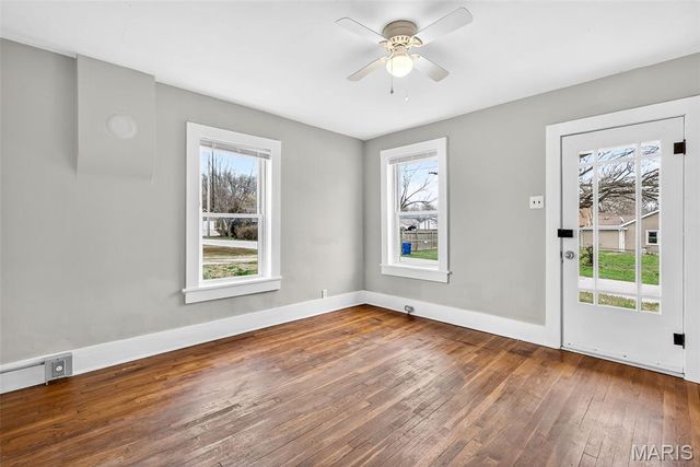 918 Elm Street, De Soto, MO 63020