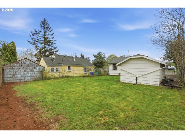 5219 Se KNAPP St, Portland, OR 97206