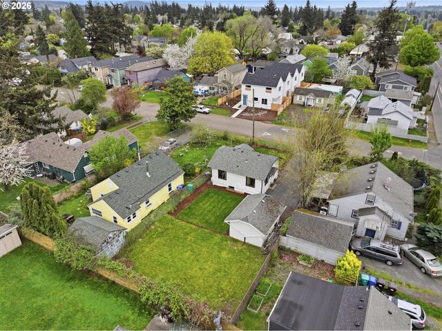 5219 Se KNAPP St, Portland, OR 97206