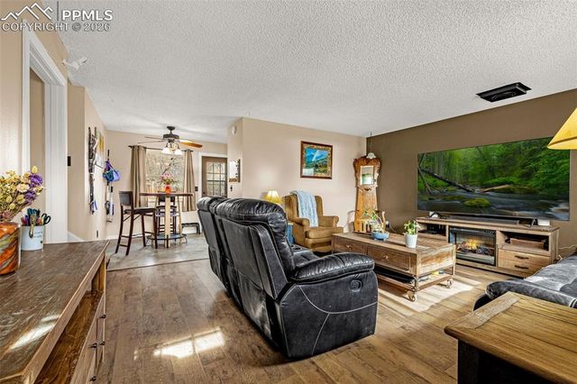 2552 Launcelot Court, Colorado Springs, CO 80904