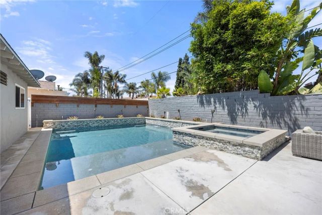 1260 N Sacramento, Orange, CA 92867