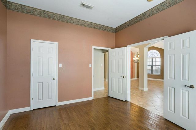 18810 Walden Forest Drive, Humble, TX 77346