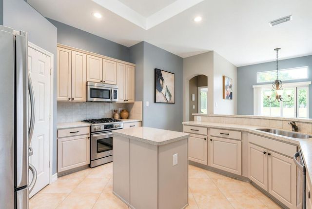 18810 Walden Forest Drive, Humble, TX 77346