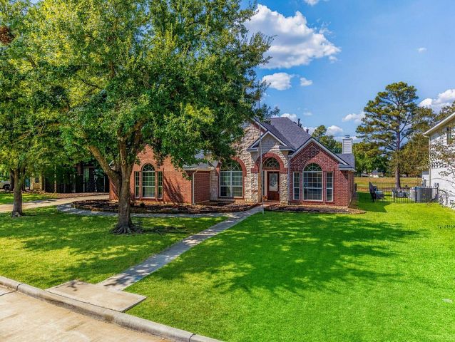 18810 Walden Forest Drive, Humble, TX 77346