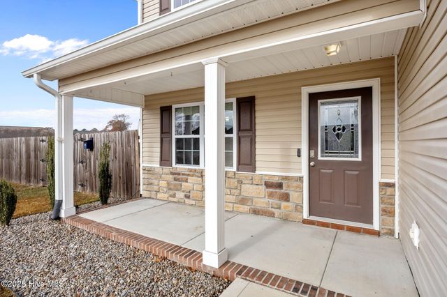 109 Prospect Drive, Richlands, NC 28574