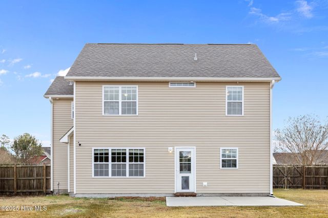 109 Prospect Drive, Richlands, NC 28574