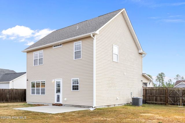 109 Prospect Drive, Richlands, NC 28574