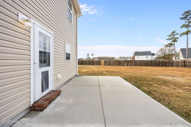 109 Prospect Drive, Richlands, NC 28574