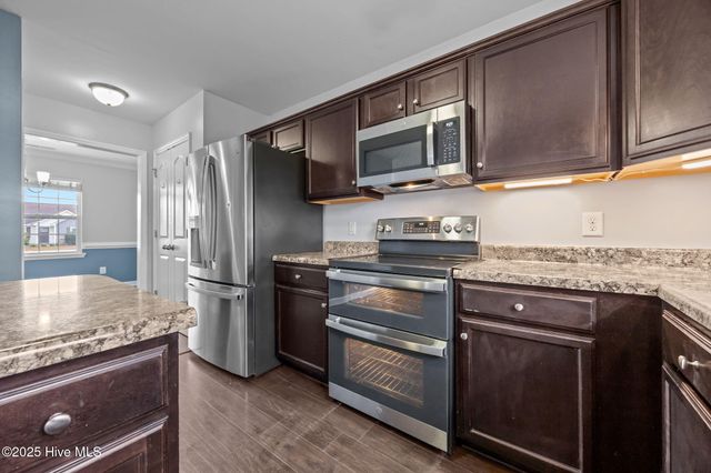 109 Prospect Drive, Richlands, NC 28574