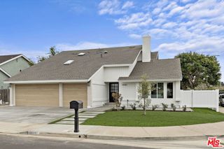 18362 Oxboro Lane, Huntington Beach, CA 92648