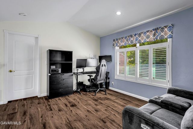 3832 W Avenue K13, Lancaster, CA 93536