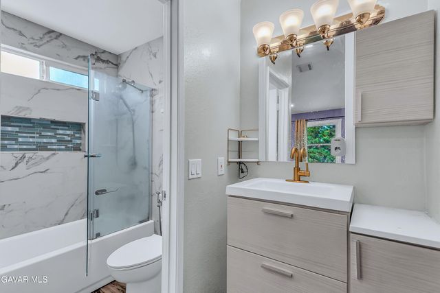 3832 W Avenue K13, Lancaster, CA 93536