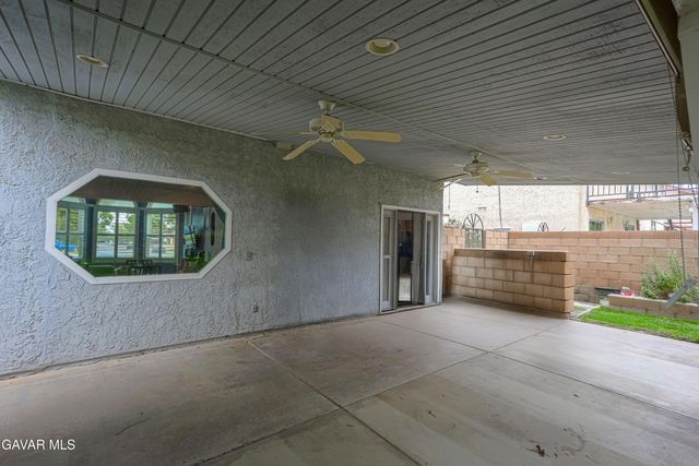 3832 W Avenue K13, Lancaster, CA 93536