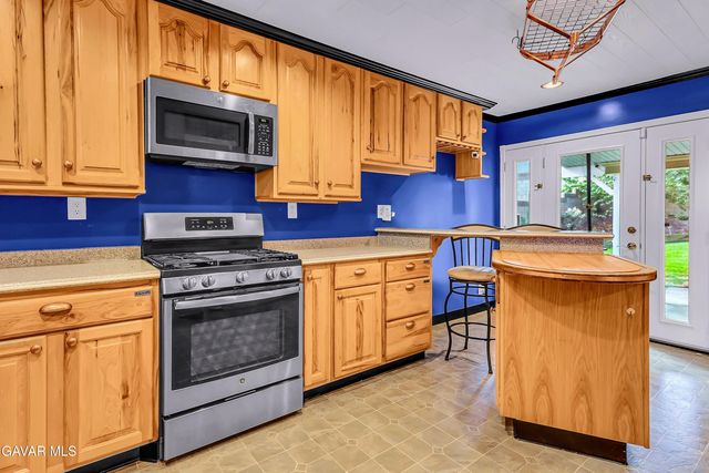 3832 W Avenue K13, Lancaster, CA 93536