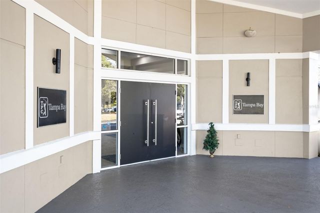 18952 MAISONS DRIVE, Lutz, FL 33558