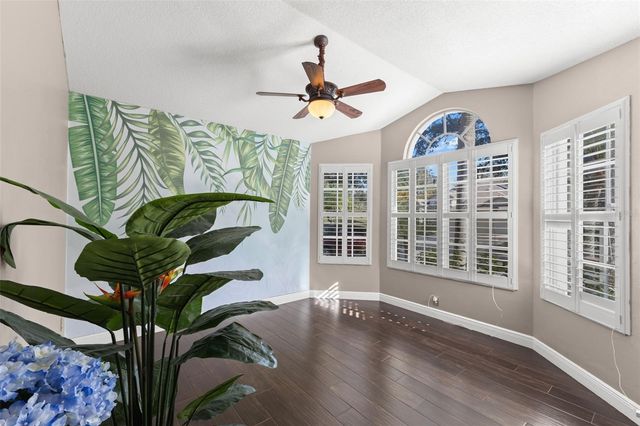 18952 MAISONS DRIVE, Lutz, FL 33558