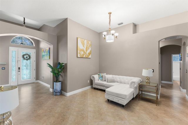 18952 MAISONS DRIVE, Lutz, FL 33558