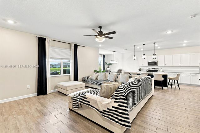 12303 SW Roma Cir, Port St. Lucie, FL 34987
