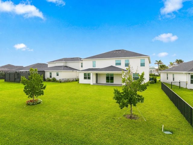 12303 SW Roma Cir, Port St. Lucie, FL 34987
