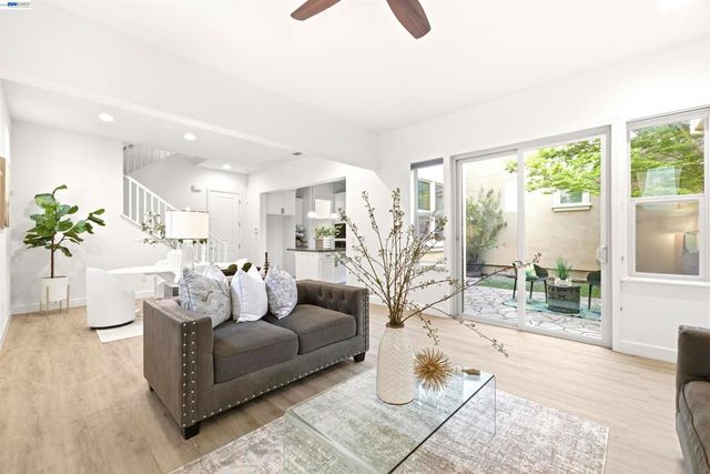 3159 Central Pkwy, Dublin, CA 94568