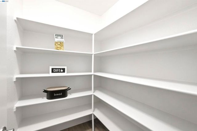 3159 Central Pkwy, Dublin, CA 94568