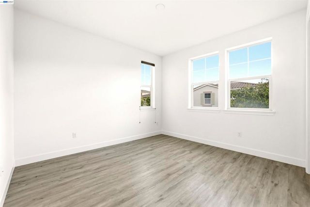 3159 Central Pkwy, Dublin, CA 94568