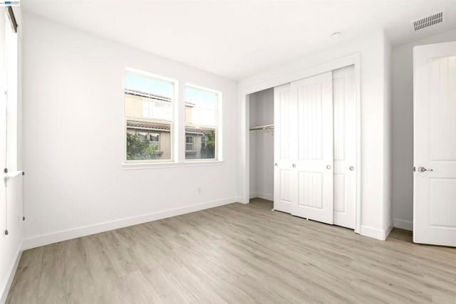 3159 Central Pkwy, Dublin, CA 94568