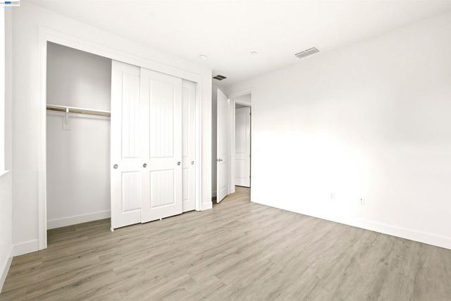3159 Central Pkwy, Dublin, CA 94568