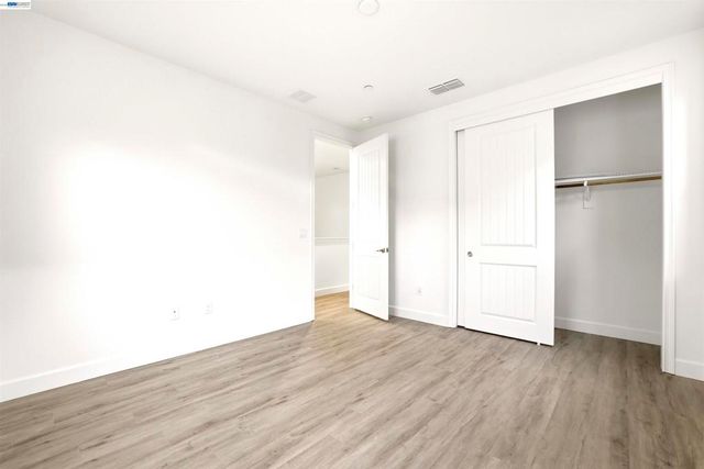 3159 Central Pkwy, Dublin, CA 94568