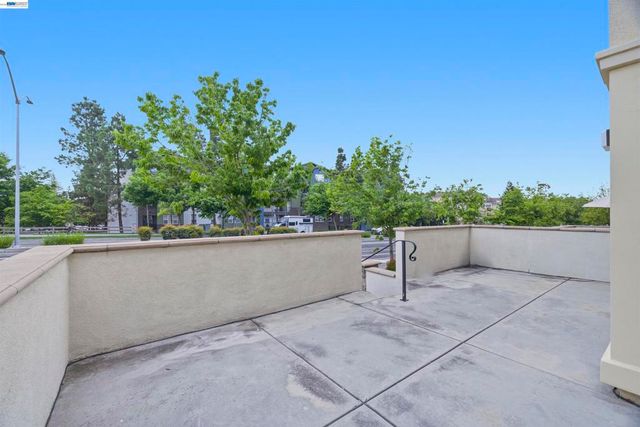 3159 Central Pkwy, Dublin, CA 94568