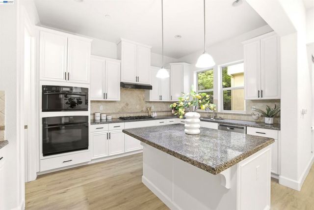 3159 Central Pkwy, Dublin, CA 94568