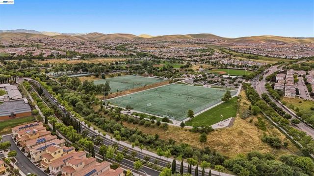 3159 Central Pkwy, Dublin, CA 94568