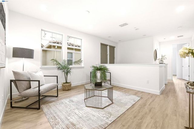 3159 Central Pkwy, Dublin, CA 94568